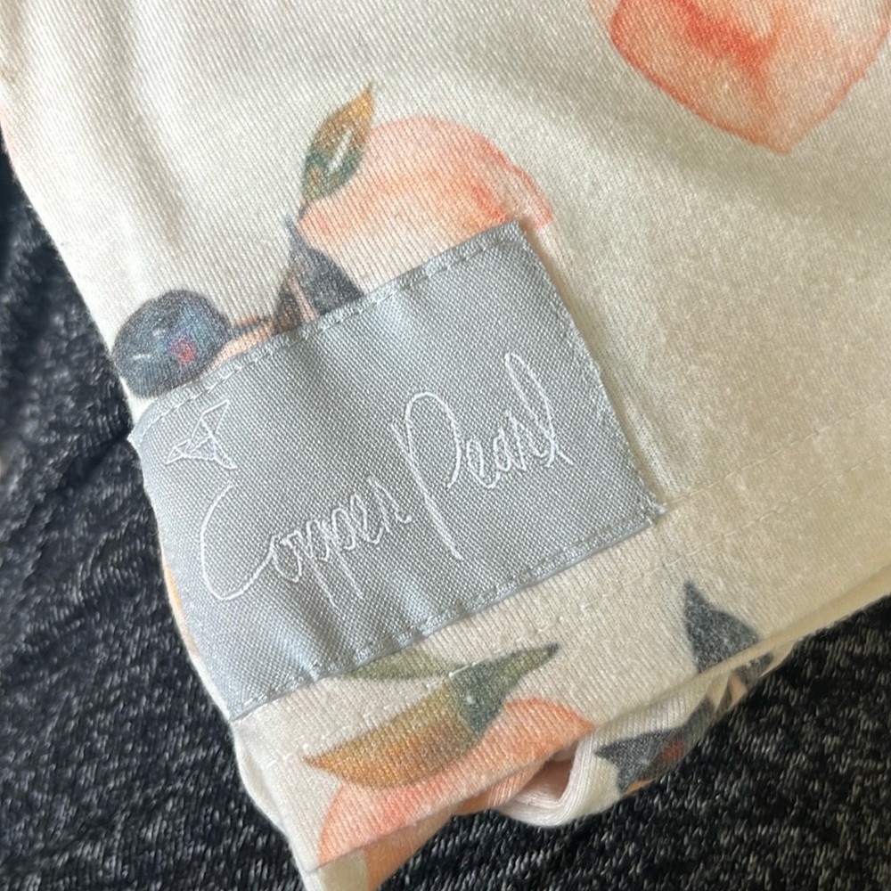 Copper Pearl Peaches Breastfeeding Cover